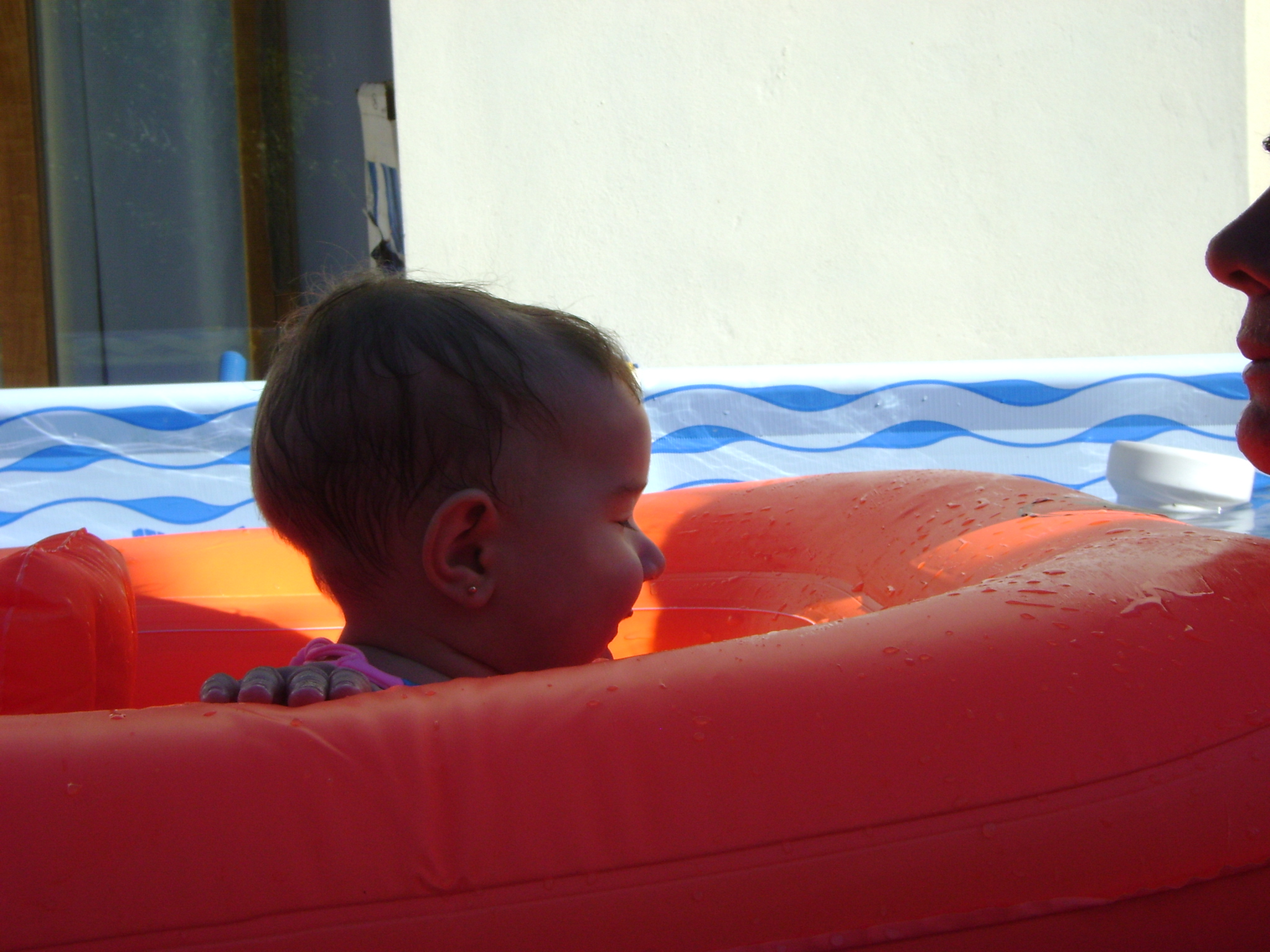 fotos/2010-12-08 - Iara bici y pileta/DSC03028.JPG